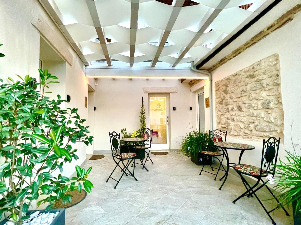 Dimora Di Charme Peschiera Del Garda Apartment Exterior photo