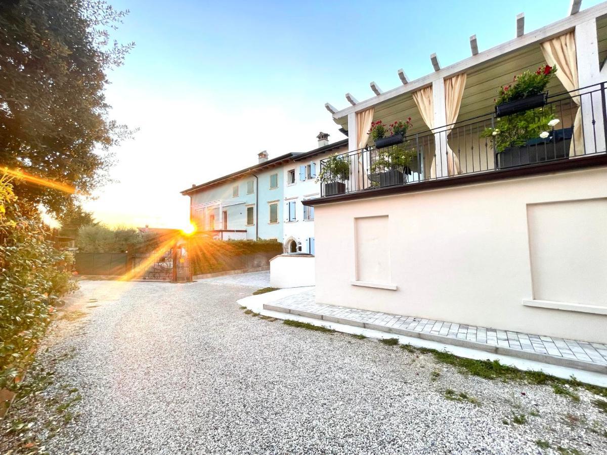 Dimora Di Charme Peschiera Del Garda Apartment Exterior photo
